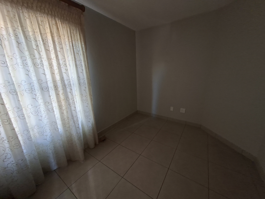 4 Bedroom Property for Sale in Sunward Park Gauteng