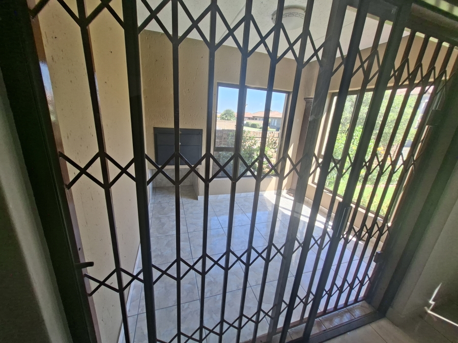 4 Bedroom Property for Sale in Sunward Park Gauteng