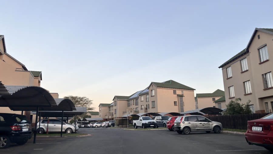 2 Bedroom Property for Sale in Terenure Gauteng