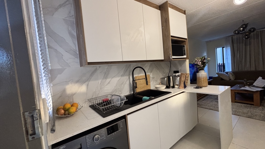 2 Bedroom Property for Sale in Terenure Gauteng