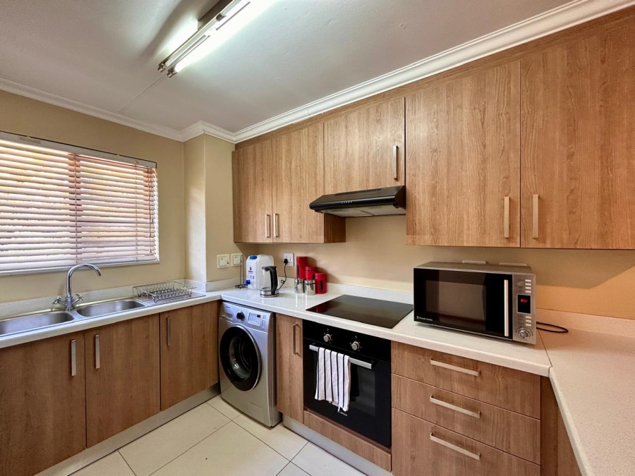 To Let 2 Bedroom Property for Rent in Sunninghill Gauteng