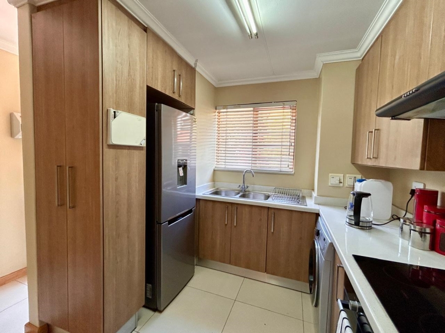 To Let 2 Bedroom Property for Rent in Sunninghill Gauteng