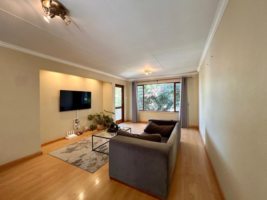 To Let 2 Bedroom Property for Rent in Sunninghill Gauteng