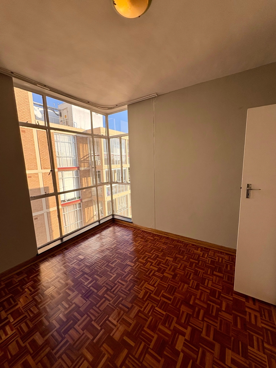 2 Bedroom Property for Sale in Parktown Gauteng