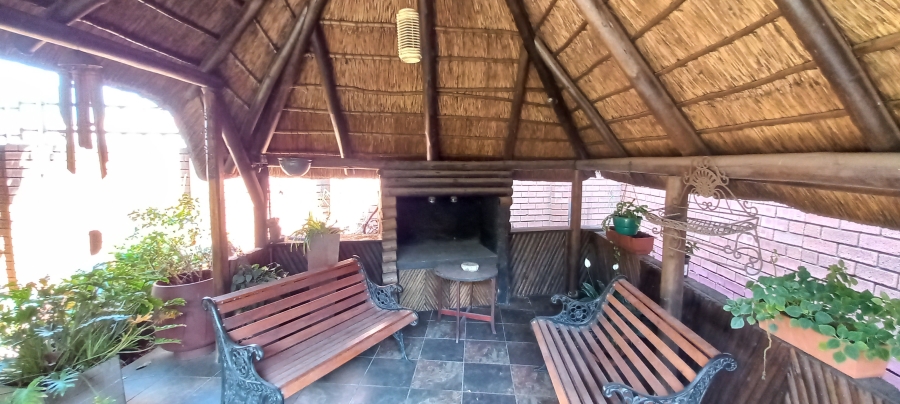 2 Bedroom Property for Sale in Witfield Gauteng