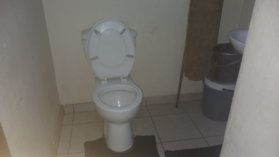 18 Bedroom Property for Sale in Hospital View Gauteng