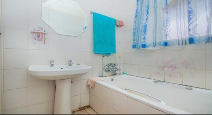 2 Bedroom Property for Sale in Florida Gauteng