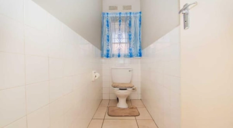 2 Bedroom Property for Sale in Florida Gauteng