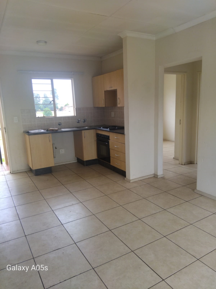2 Bedroom Property for Sale in Klippoortje Gauteng