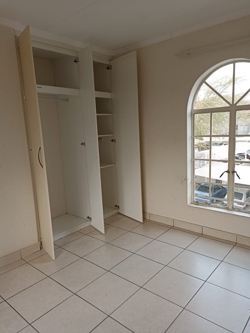 To Let 2 Bedroom Property for Rent in Erand Gardens Gauteng