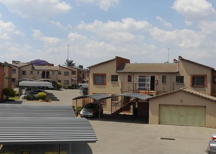 2 Bedroom Property for Sale in Ravensklip Gauteng