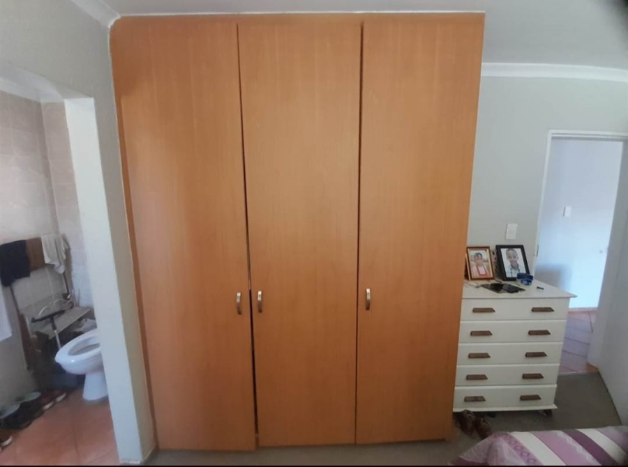 2 Bedroom Property for Sale in Ravensklip Gauteng