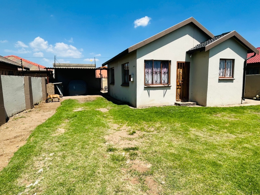 2 Bedroom Property for Sale in New Payneville Gauteng