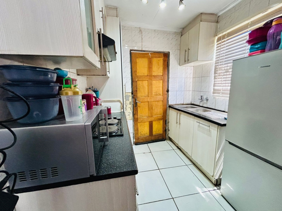 2 Bedroom Property for Sale in New Payneville Gauteng