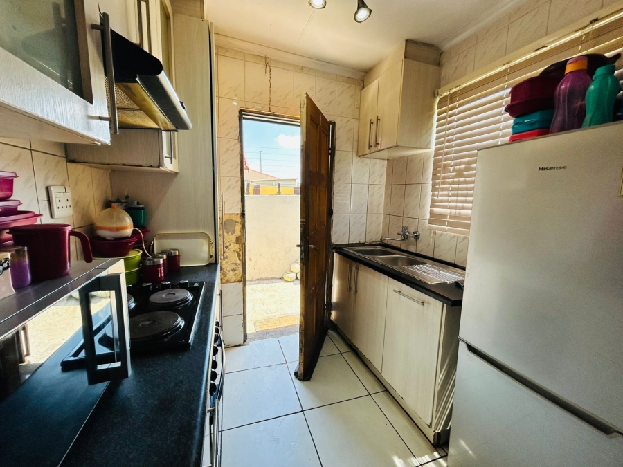 2 Bedroom Property for Sale in New Payneville Gauteng