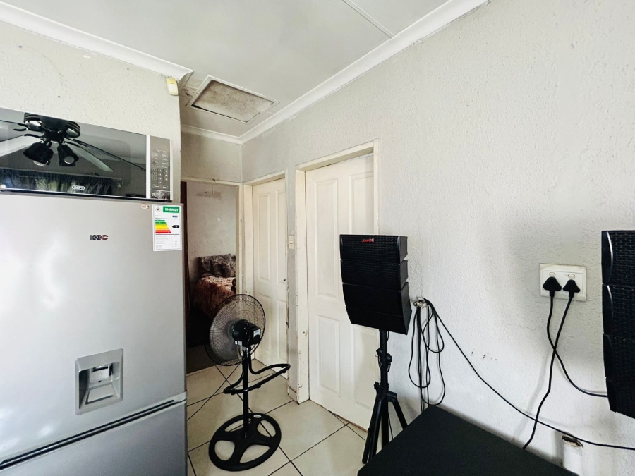 2 Bedroom Property for Sale in New Payneville Gauteng
