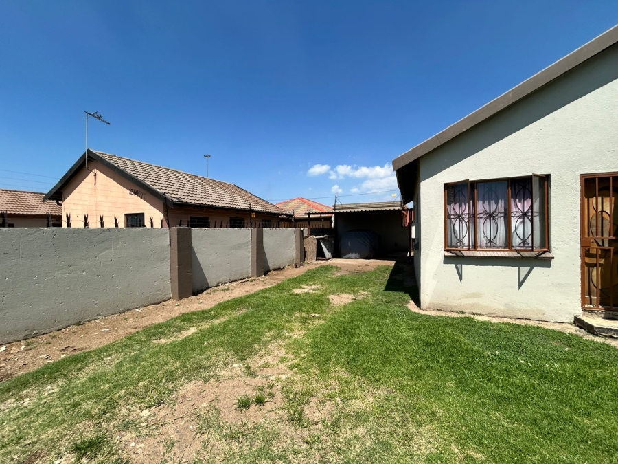 2 Bedroom Property for Sale in New Payneville Gauteng