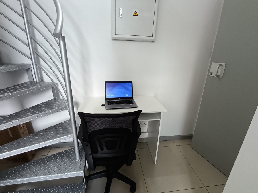 1 Bedroom Property for Sale in Braamfontein Gauteng