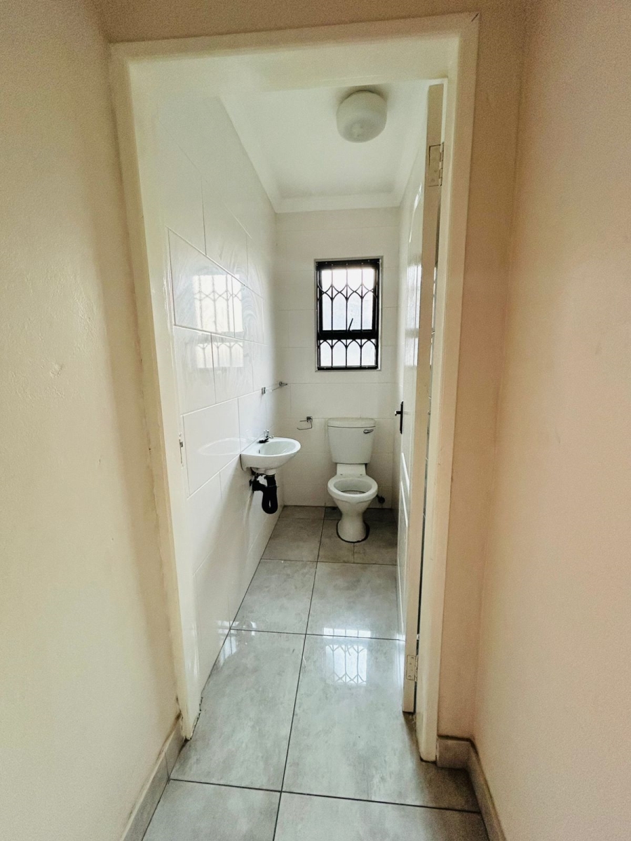 3 Bedroom Property for Sale in Strubenvale Gauteng