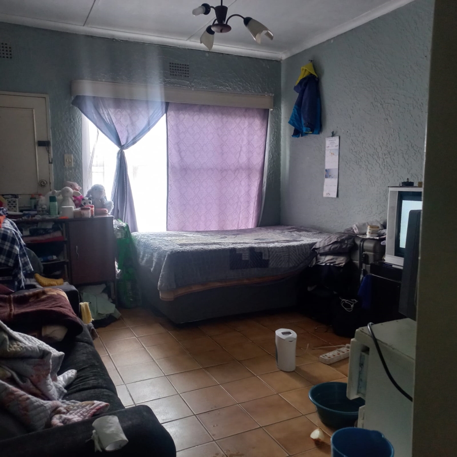 6 Bedroom Property for Sale in La Rochelle Gauteng