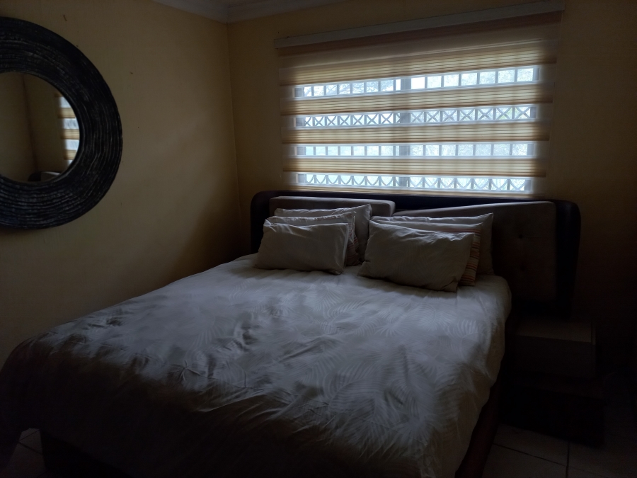 5 Bedroom Property for Sale in Mondeor Gauteng