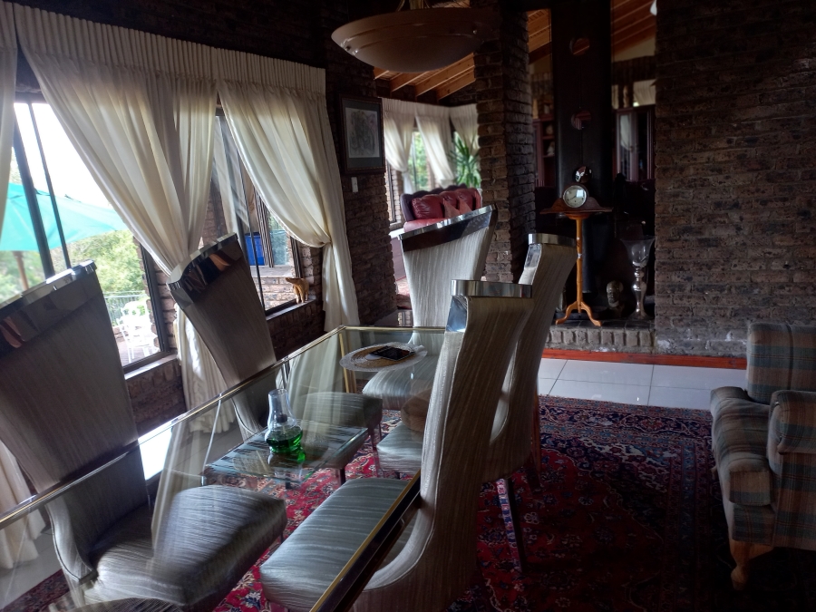 5 Bedroom Property for Sale in Mondeor Gauteng