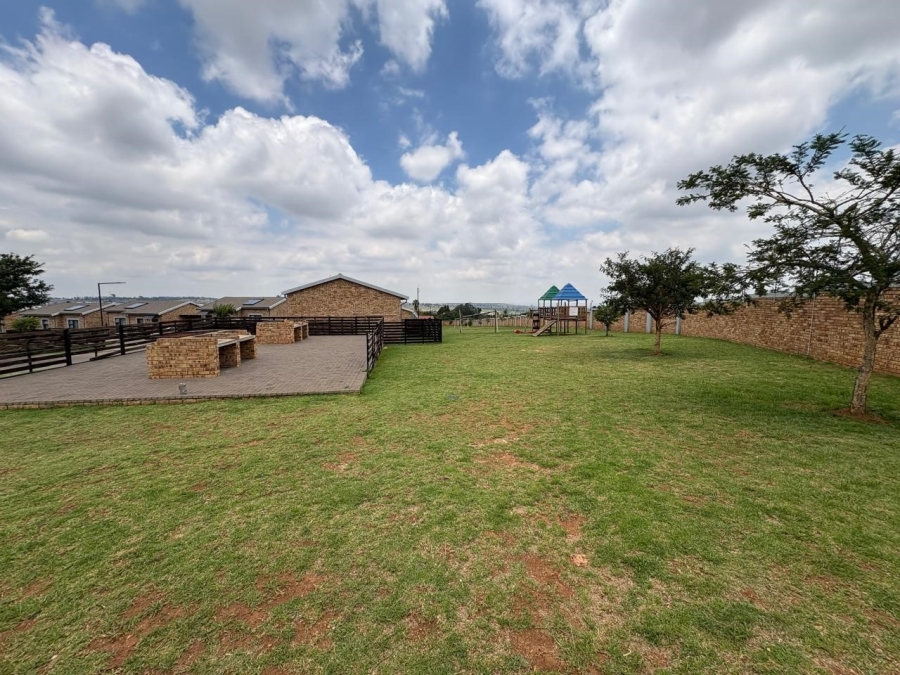 3 Bedroom Property for Sale in Groblerpark Gauteng