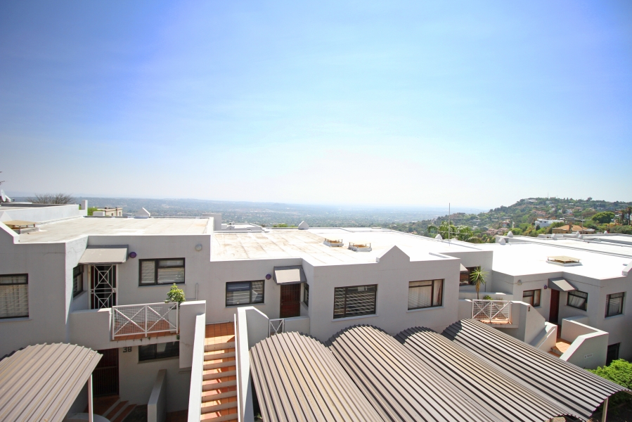 2 Bedroom Property for Sale in Northcliff Gauteng