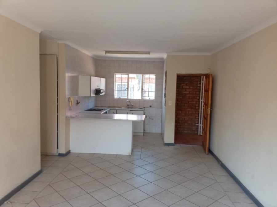 3 Bedroom Property for Sale in Glenvista Gauteng