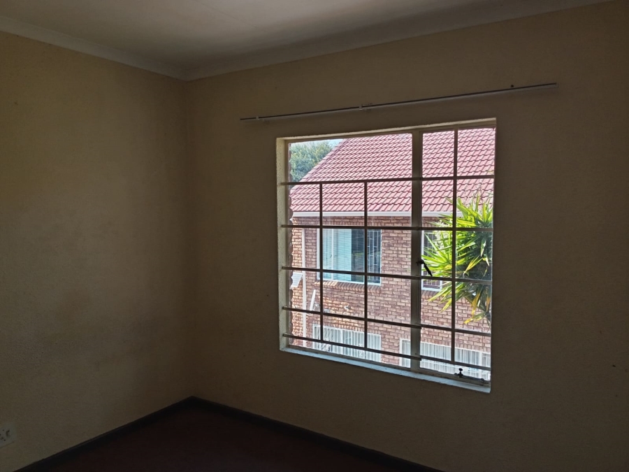 3 Bedroom Property for Sale in Glenvista Gauteng