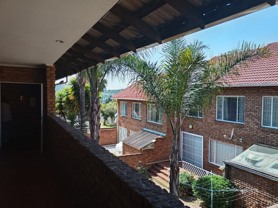 3 Bedroom Property for Sale in Glenvista Gauteng