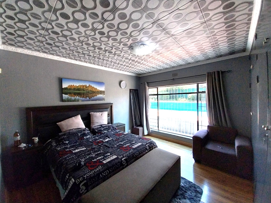 3 Bedroom Property for Sale in Brackendowns Gauteng