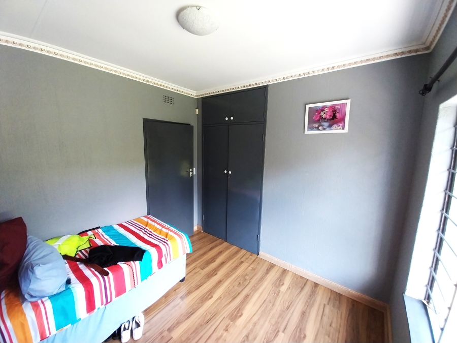 3 Bedroom Property for Sale in Brackendowns Gauteng