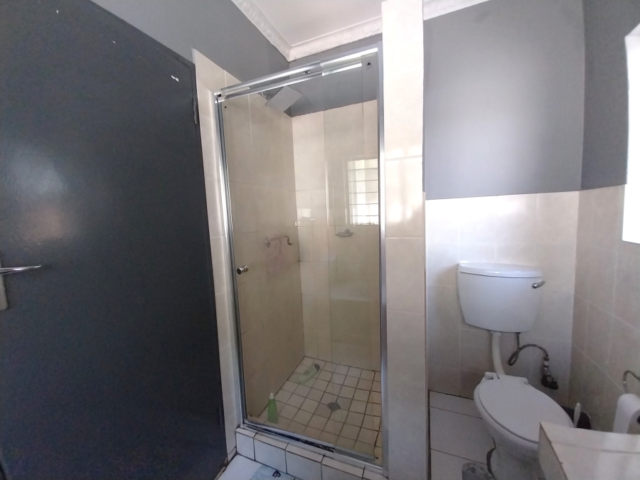 3 Bedroom Property for Sale in Brackendowns Gauteng