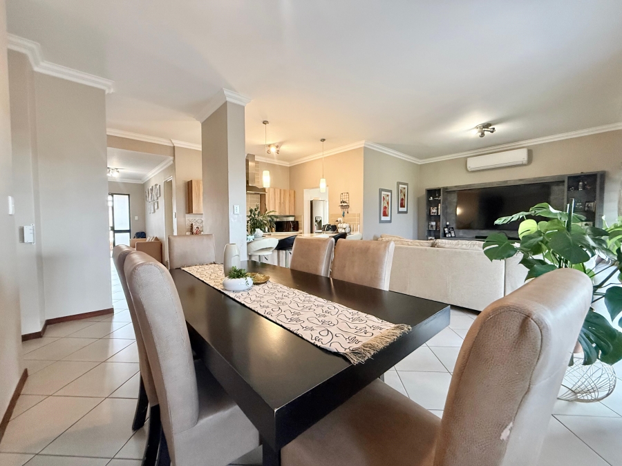 3 Bedroom Property for Sale in Monavoni Gauteng