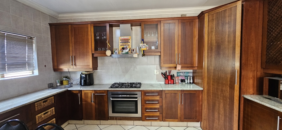 4 Bedroom Property for Sale in Meyersdal Gauteng