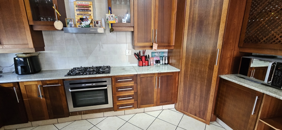 4 Bedroom Property for Sale in Meyersdal Gauteng