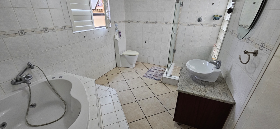 4 Bedroom Property for Sale in Meyersdal Gauteng