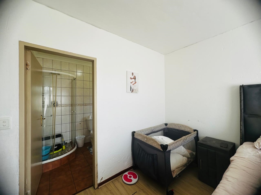 3 Bedroom Property for Sale in Helderwyk Gauteng