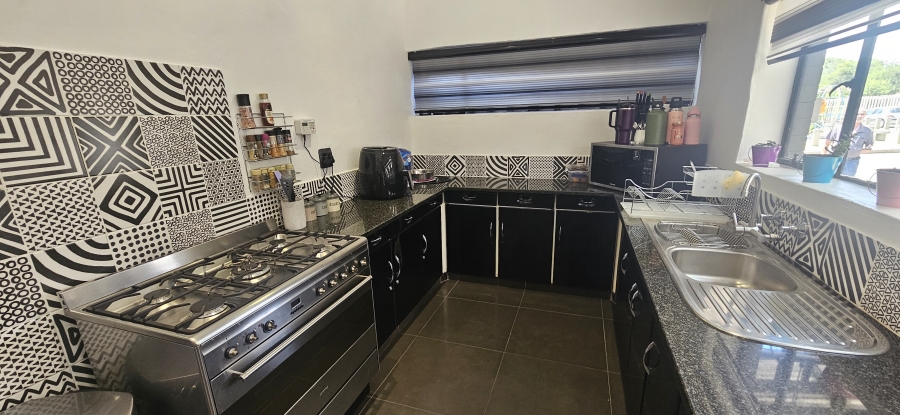 3 Bedroom Property for Sale in South Crest Gauteng