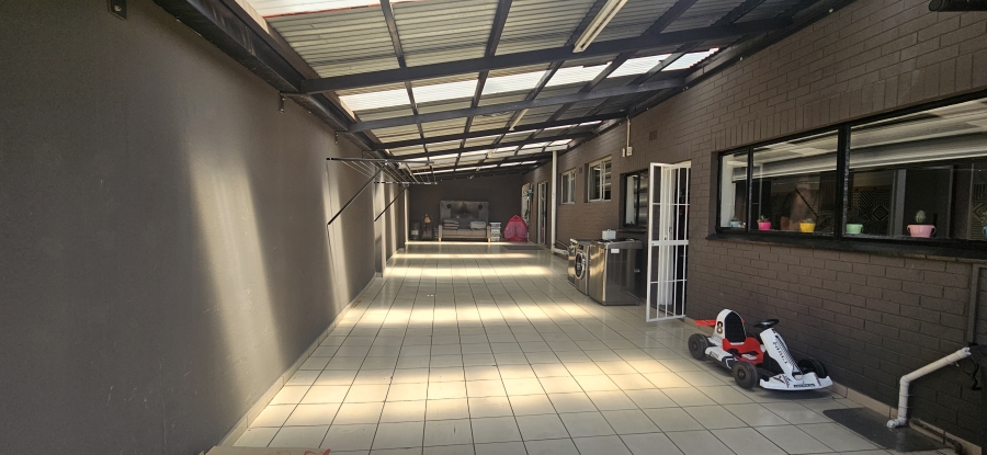 3 Bedroom Property for Sale in South Crest Gauteng