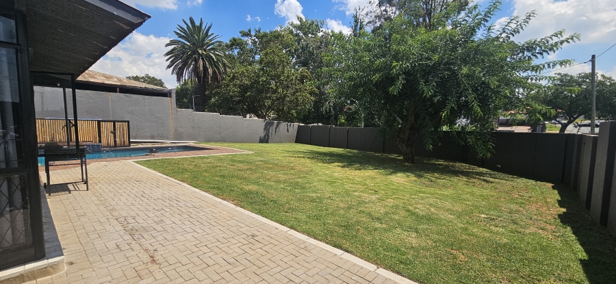3 Bedroom Property for Sale in South Crest Gauteng