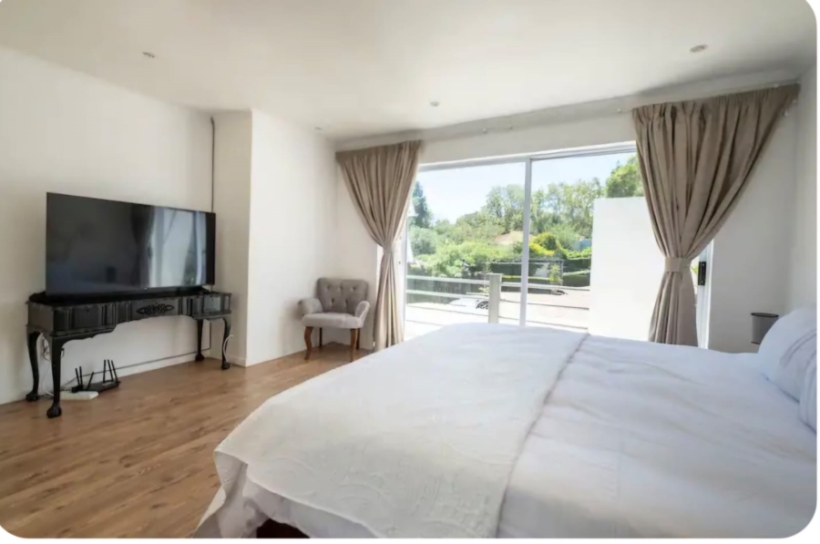 2 Bedroom Property for Sale in Parktown North Gauteng