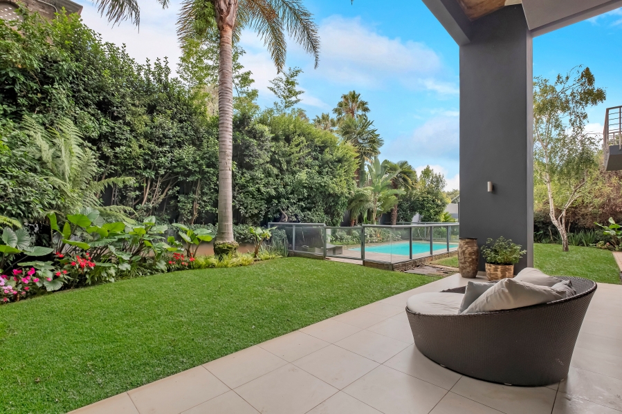 4 Bedroom Property for Sale in Atholl Gauteng