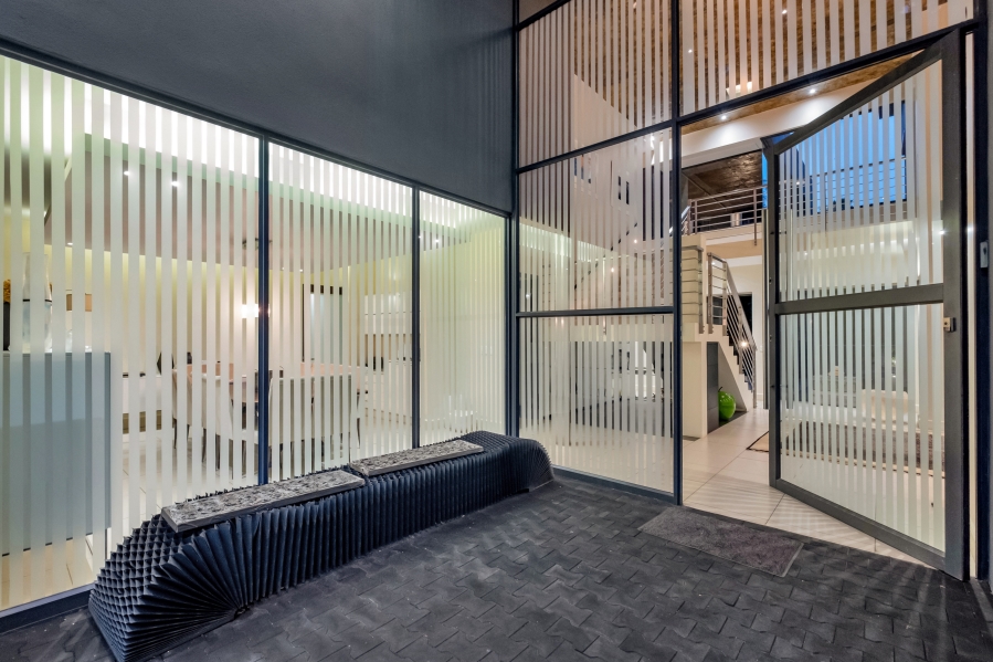 4 Bedroom Property for Sale in Atholl Gauteng