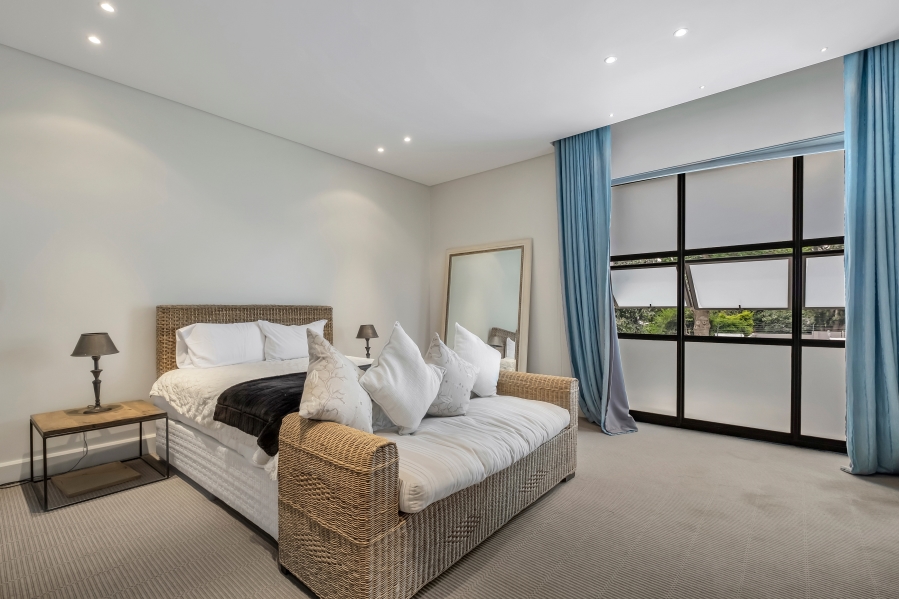 4 Bedroom Property for Sale in Atholl Gauteng