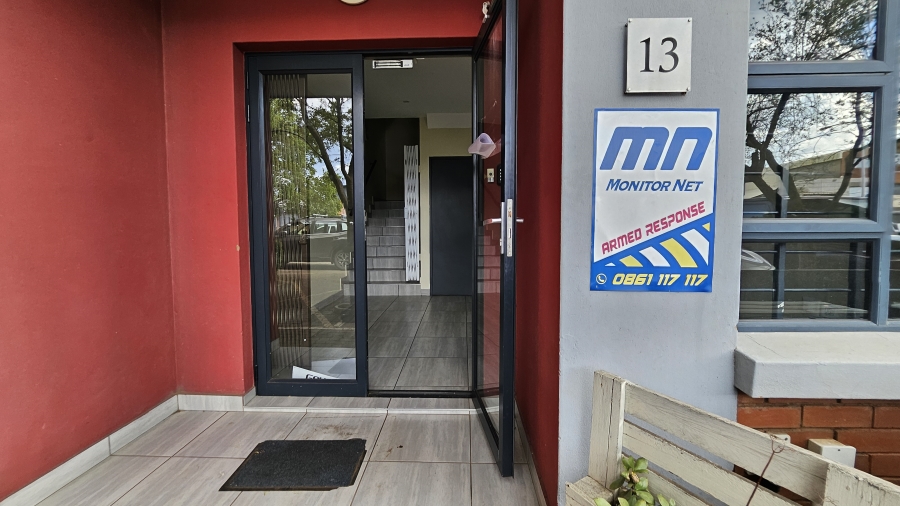 To Let commercial Property for Rent in Hennopspark Gauteng