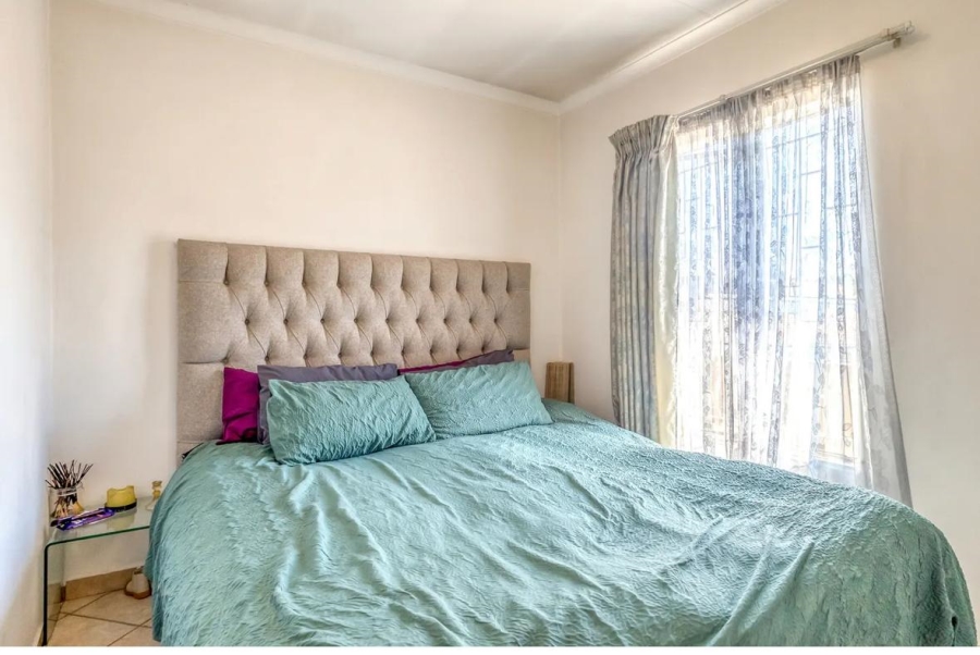 2 Bedroom Property for Sale in Bloubosrand Gauteng