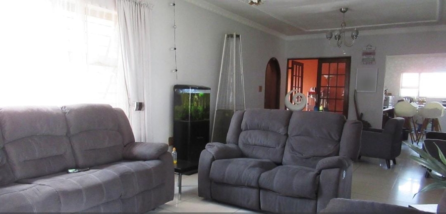 4 Bedroom Property for Sale in Birch Acres Gauteng