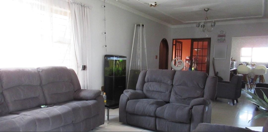 4 Bedroom Property for Sale in Birch Acres Gauteng